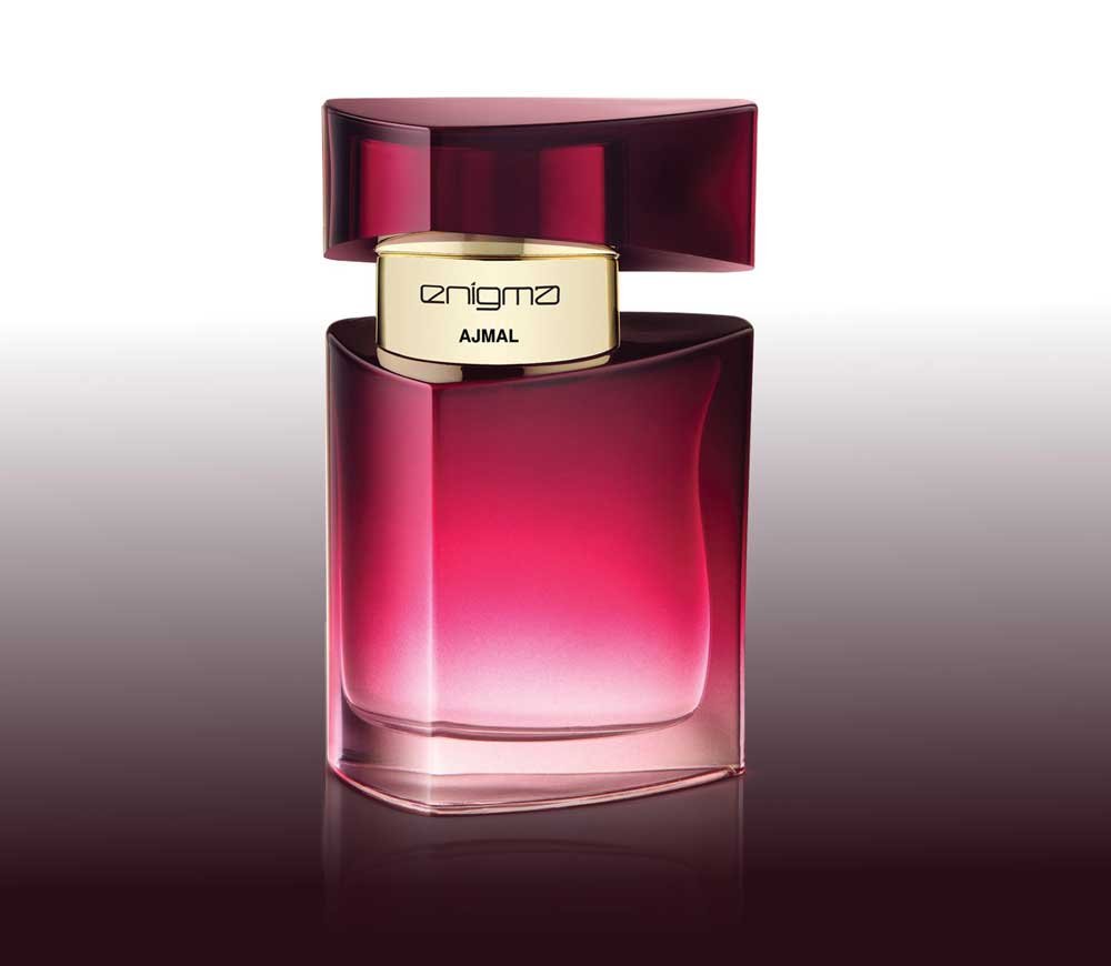 Experienced Perfume Photographer Dubai